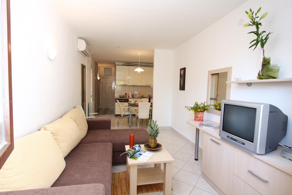 Beach Apartments Lavica โปดสตรานา ภายนอก รูปภาพ